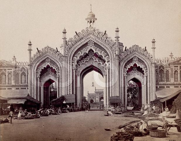husainabad_gate_lucknow.jpg